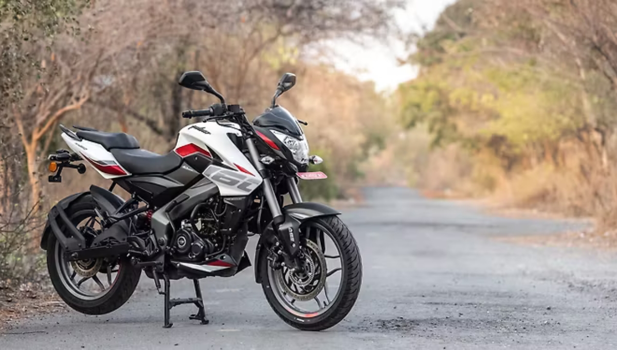 Bajaj Pulsar NS160: With 120kmph top speed, LED headlights and USB charging port