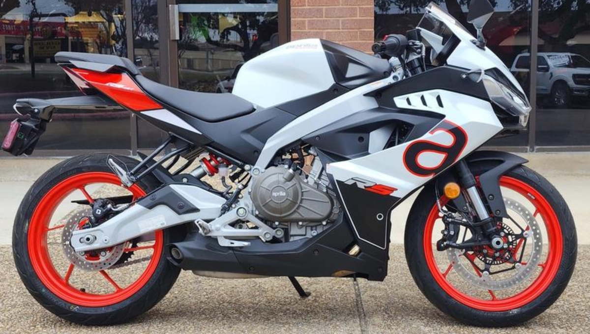 Aprilia RS 457 Review 2025: 457cc Power, Ride by Wire and Advanced Suspension Price and Features