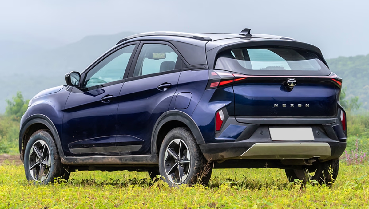 Tata Nexon Diesel 2025: 24.08 kmpl Mileage, 113bhp Power and 5-Star Safety Starting at Rs12.50 Lakh