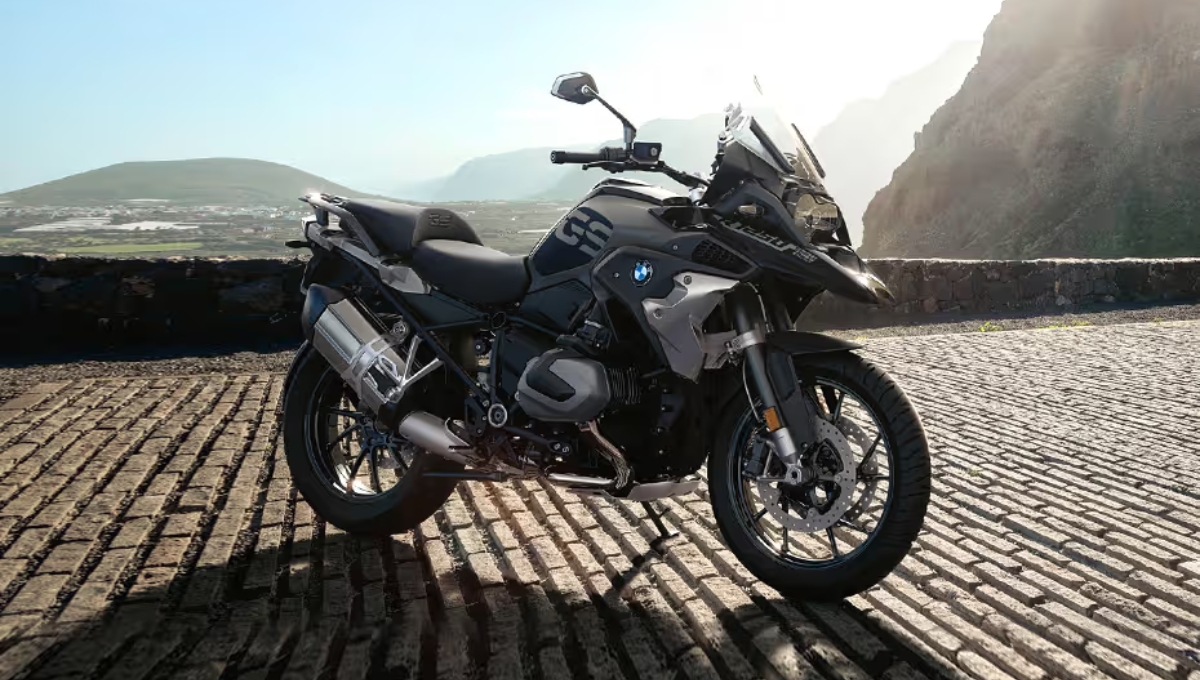 BMW R 1250 GS 2025: 134 BHP Power, Advanced Suspension and LED Tech at Rs 23.10 Lakh