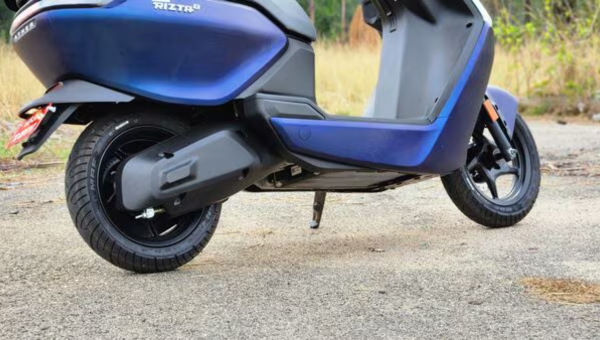 Ride Smart with Ather Rizta: 4.3 kW Power, Keyless Start and Affordable Price